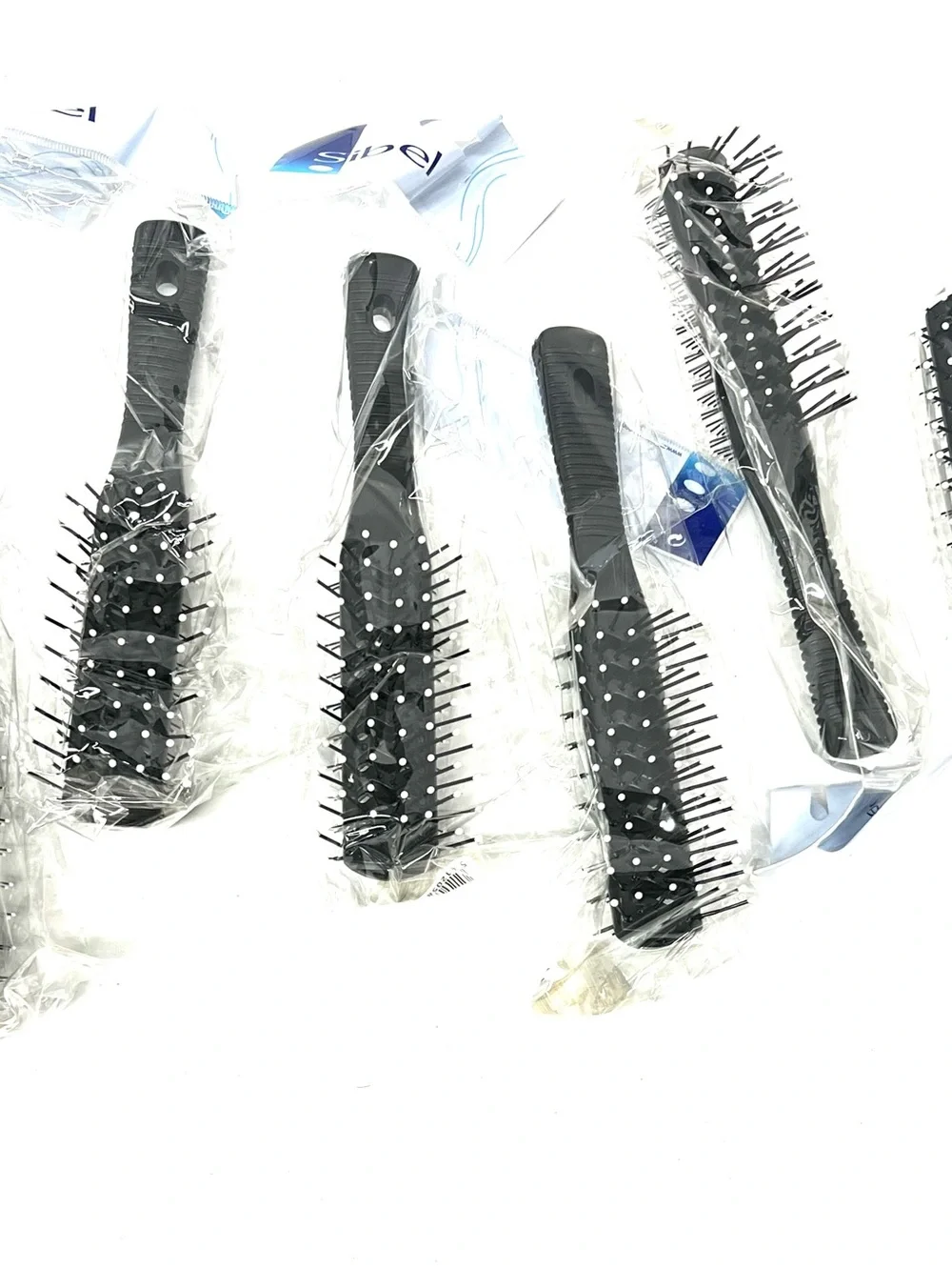 Black Vent Brush with Ball-Tip Bristles - Packable Hair Brush